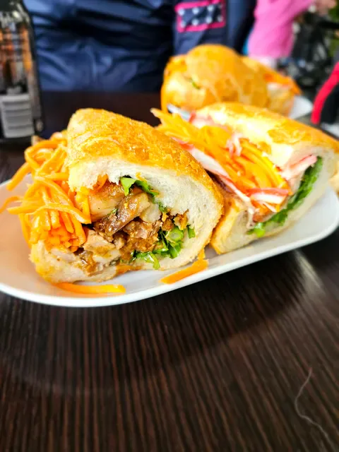 Lily's Banh Mi Cafe