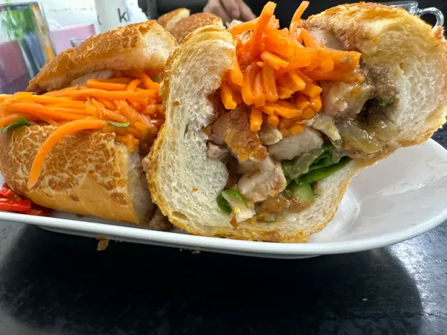 Lily's Banh Mi Cafe