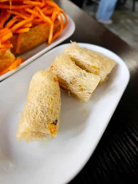 Lily's Banh Mi Cafe