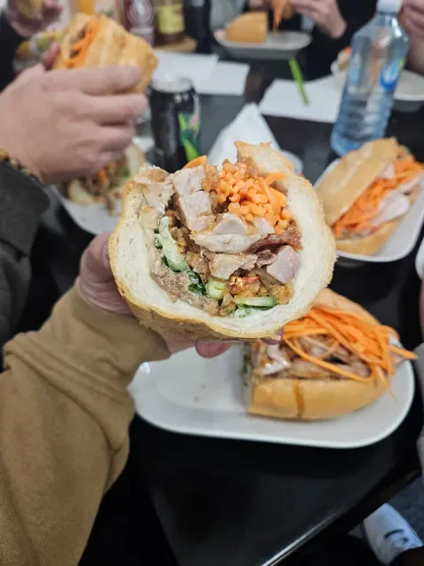 Lily's Banh Mi Cafe