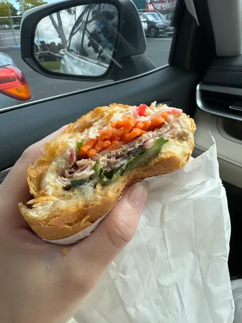 Lily's Banh Mi Cafe