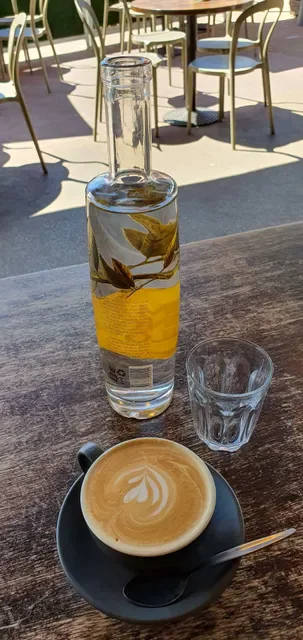 Cafe Limoncello