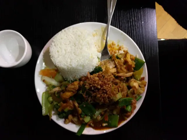 Little Pho Tuck Shop