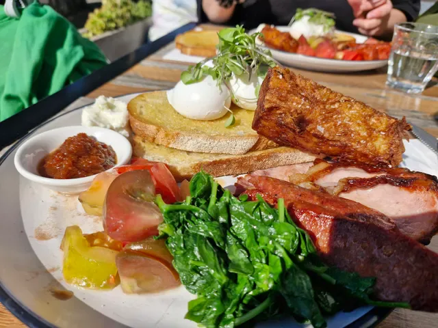 Little Rosebery Cafe
