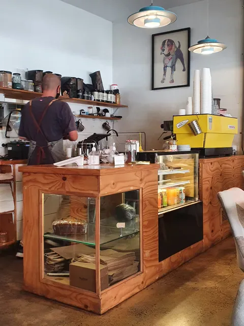 Little Sunflower Café