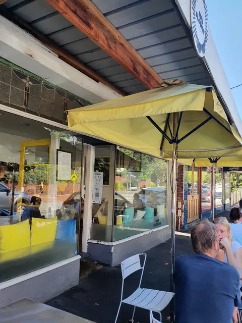 Little Sunflower Café