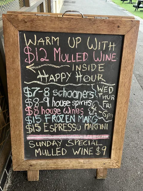 Littlefoot Bar + Kitchen