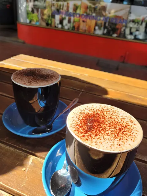 Lokal Cafe 3030