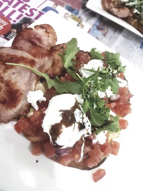 Lokal Cafe 3030