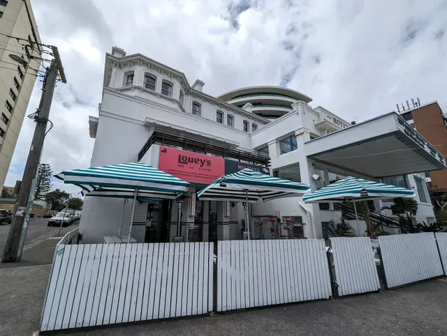Loosie's Diner and Bar