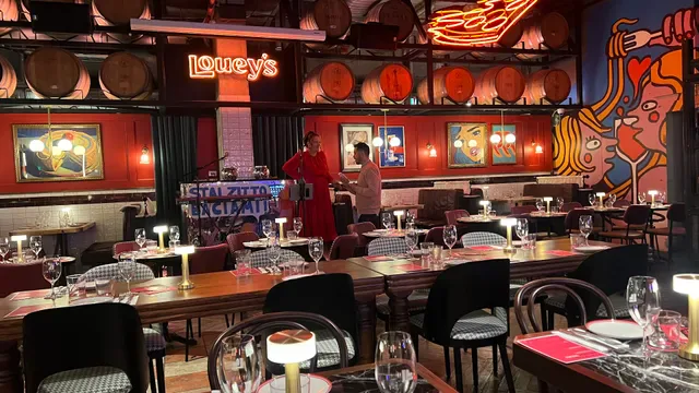 Loosie's Diner and Bar