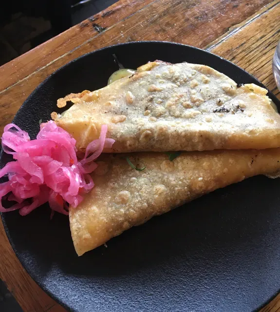 Los Hermanos Mexican Taquería