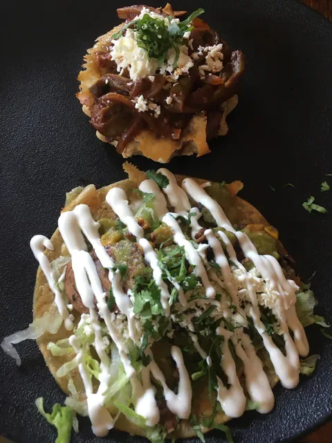 Los Hermanos Mexican Taquería