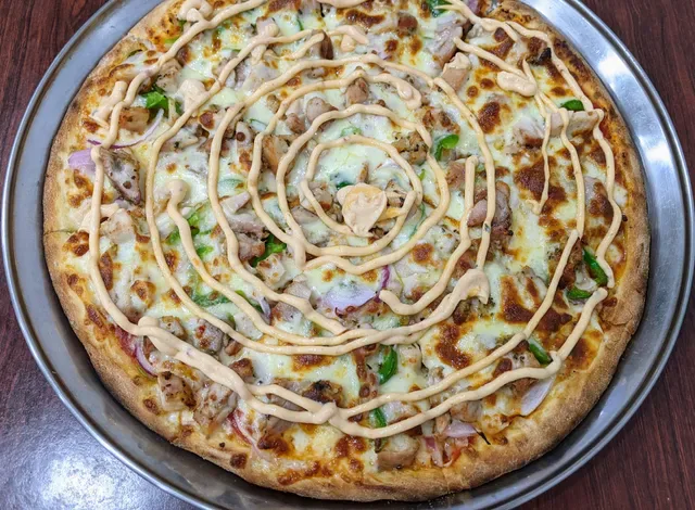 Loui and Frankos Pizza & Pasta on Broadway