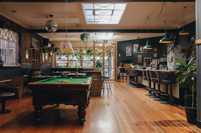 Lulie Tavern