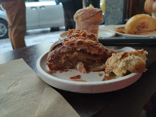 Lune Croissanterie Melbourne CBD on Russell