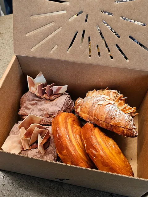 Lune Croissanterie Melbourne CBD on Russell