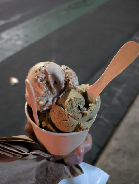 Luther's Scoops