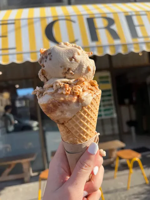 Luther's Scoops