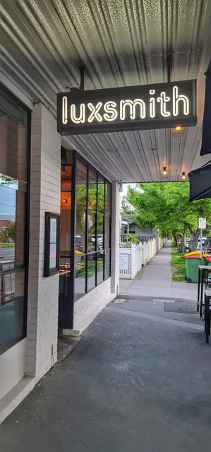 Luxsmith Restaurant + Bar