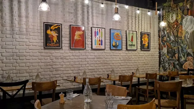 Maccaroni Trattoria Italiana
