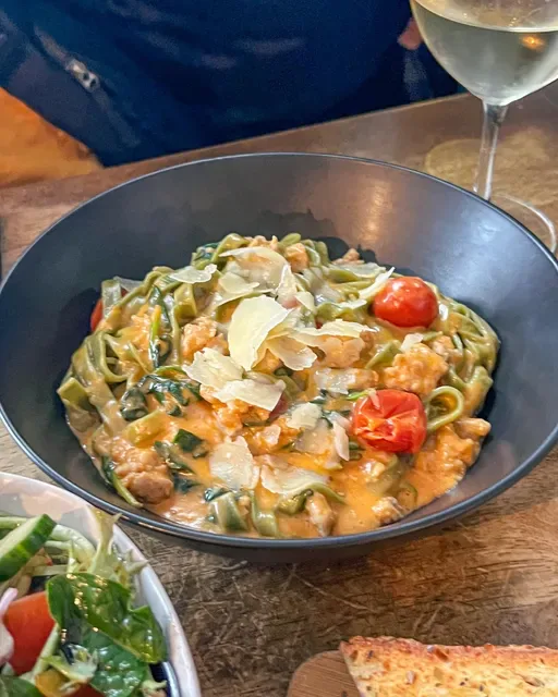 Maccaroni Trattoria Italiana
