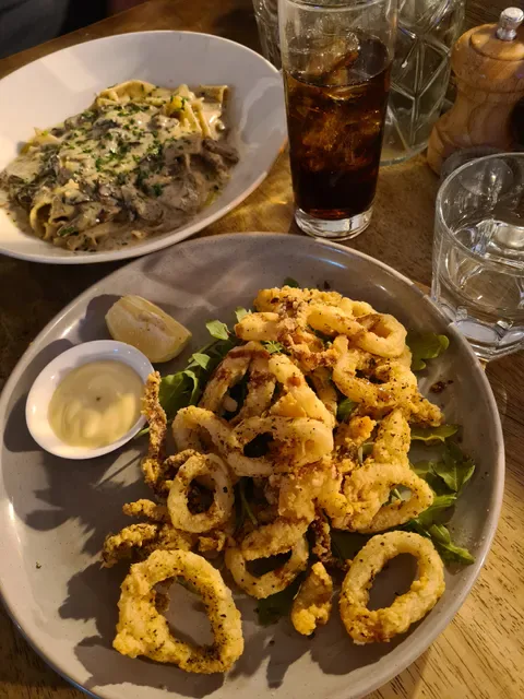 Maccaroni Trattoria Italiana