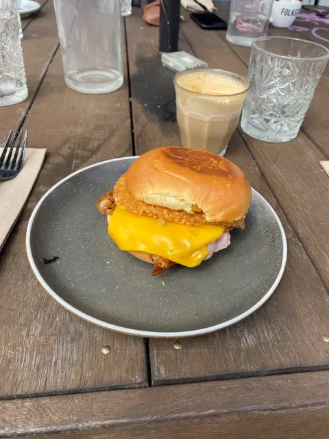 Mad Ram Cafe