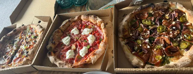 Mad Raven Hot Stone Pizza