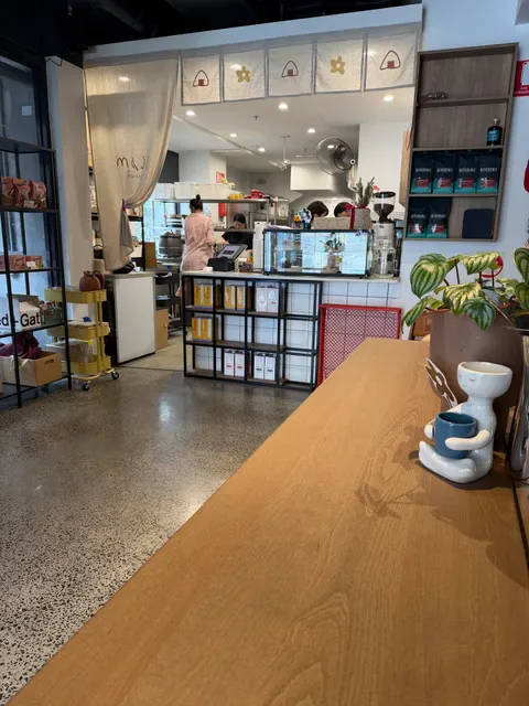 Maji Pantry