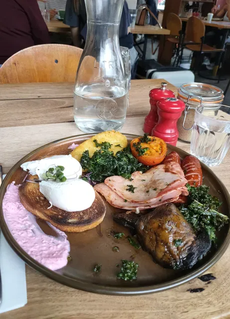 Mama Bear Cafe
