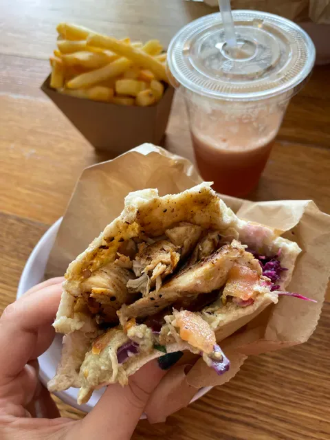 Mama Falafel & Grill