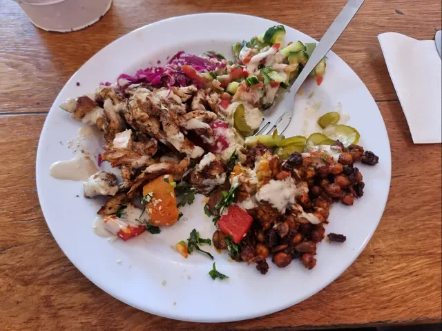 Mama Falafel & Grill