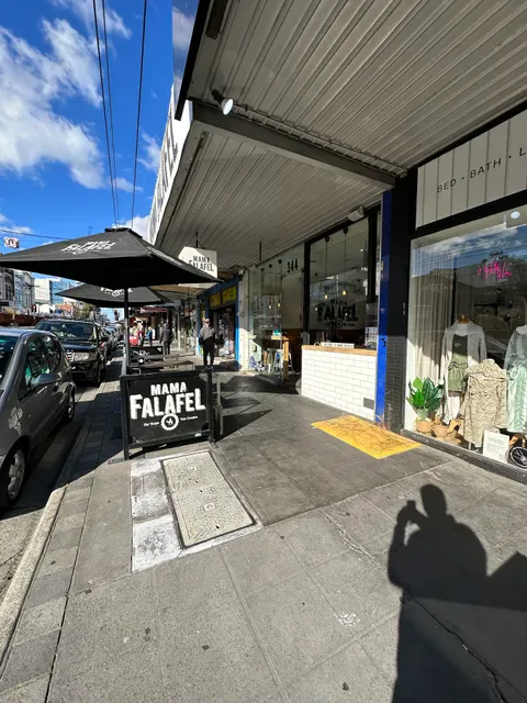 Mama Falafel & Grill