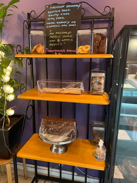 Manu's cafe and restaurant