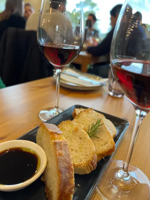 Many Hands Winery