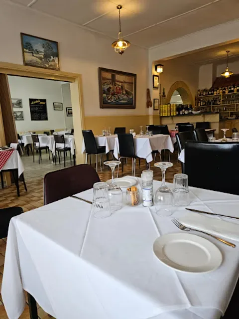 Maria's Trattoria