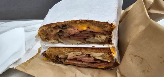 Matteo's Delicatessen
