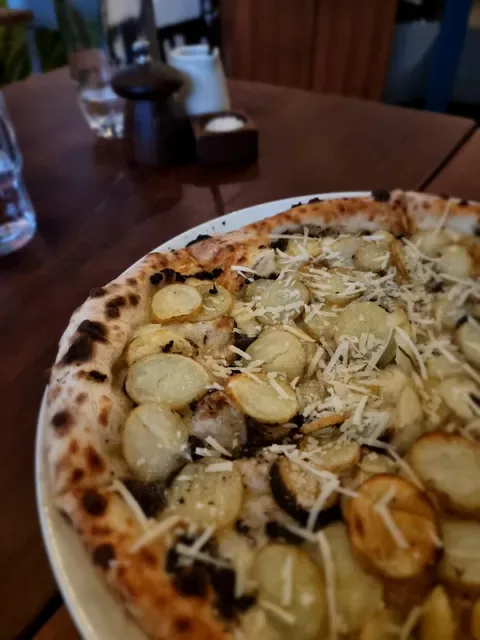 Matto Napoletano Pizzeria