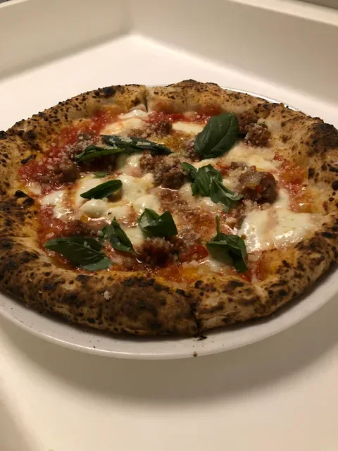Matto Napoletano Pizzeria