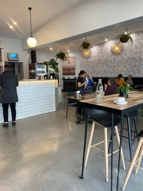 Max’s Corner