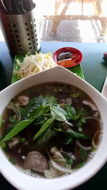 MD & TRUONG Pho