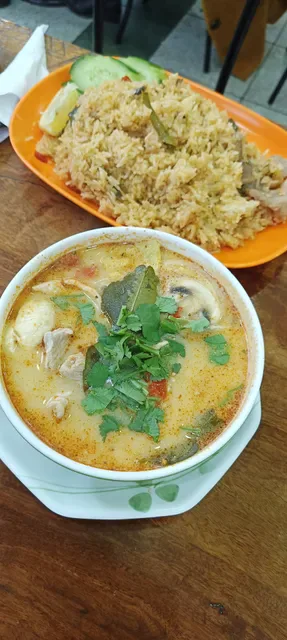 Me Dee Thai Restaurant