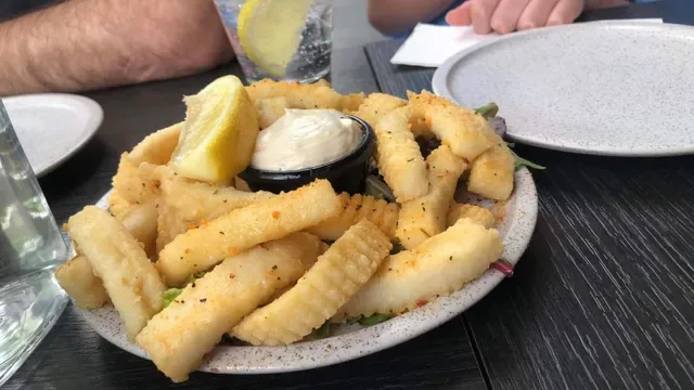 MEAT ME SOUVLAKERI