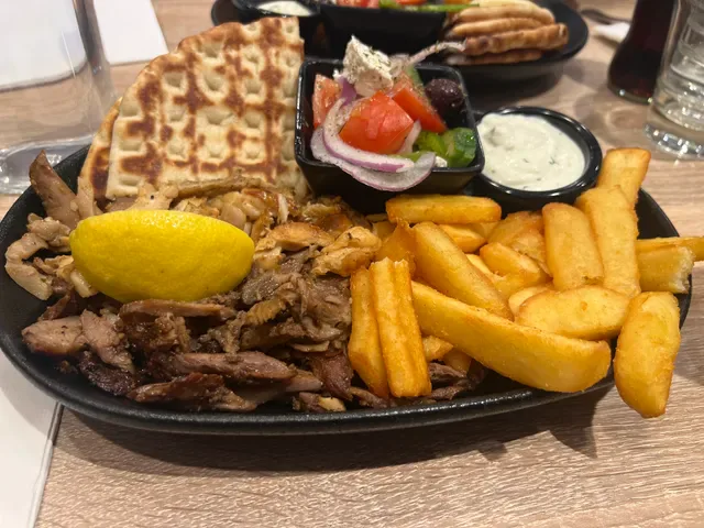 MEAT ME SOUVLAKERI