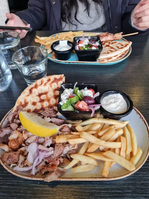 MEAT ME SOUVLAKERI