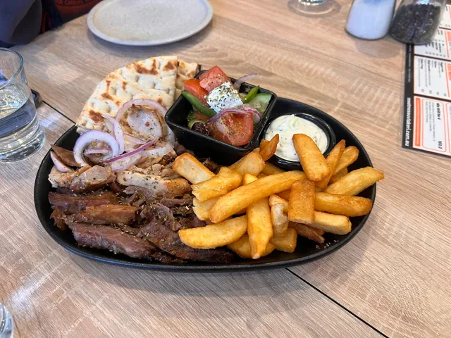MEAT ME SOUVLAKERI