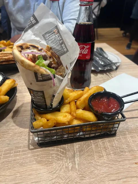 MEAT ME SOUVLAKERI