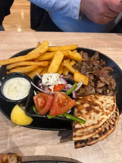 MEAT ME SOUVLAKERI