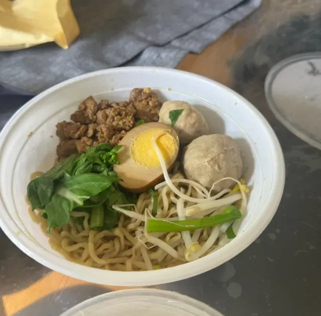Meetbowl
